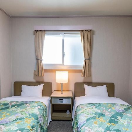 Tabist Business Hotel Takamado Shin-Omiya Nara Esterno foto