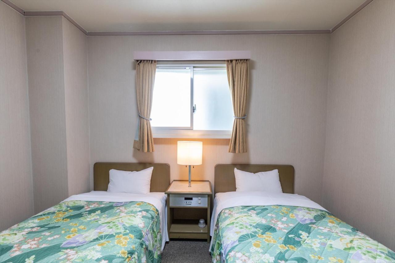 Tabist Business Hotel Takamado Shin-Omiya Nara Esterno foto