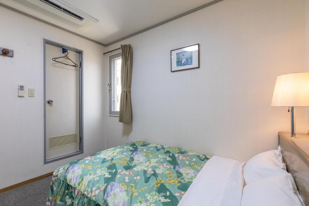 Tabist Business Hotel Takamado Shin-Omiya Nara Esterno foto